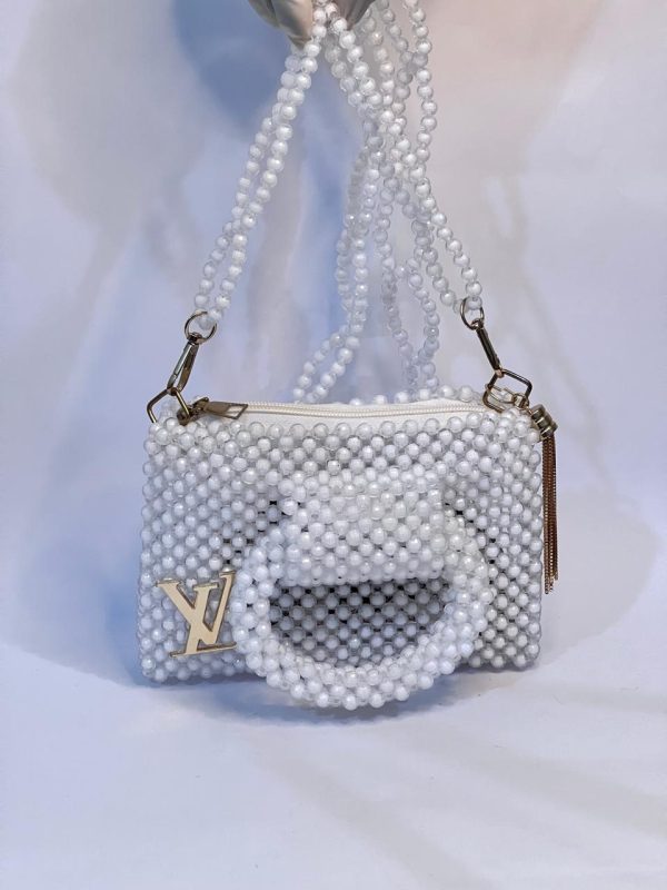 Ladies White Acrylic Beaded Handbag - Image 2