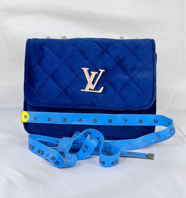 Louis Vuitton Royal Blue Velvet Chain Shoulder Bag - Image 5